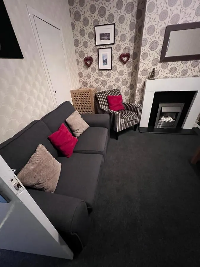Crags View Apartment On The Royal Mile Edinburgh